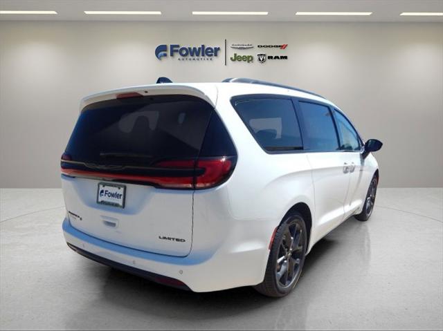 2024 Chrysler Pacifica PACIFICA LIMITED