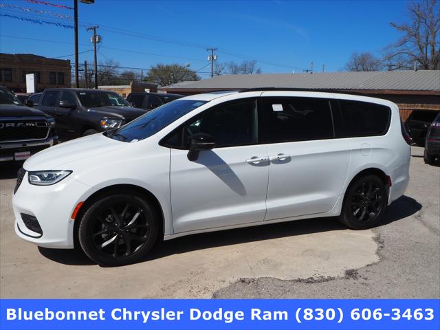2024 Chrysler Pacifica PACIFICA LIMITED