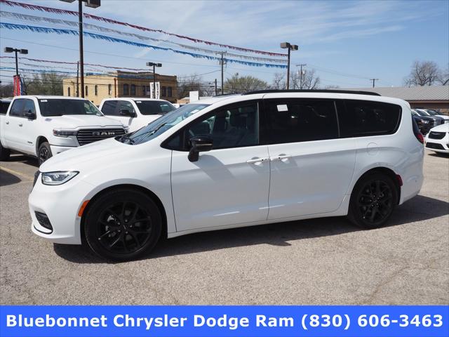 2024 Chrysler Pacifica PACIFICA LIMITED