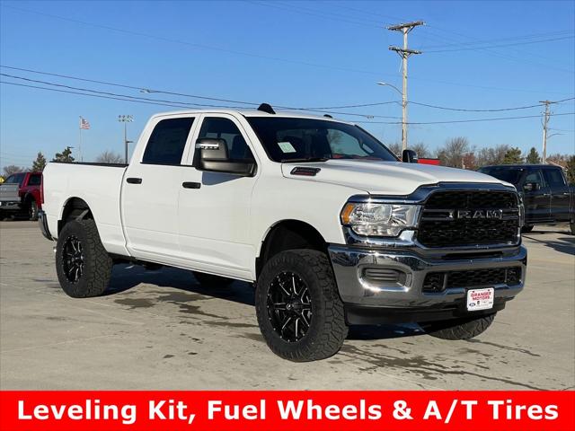 2024 RAM Ram 2500 RAM 2500 TRADESMAN CREW CAB 4X4 64 BOX