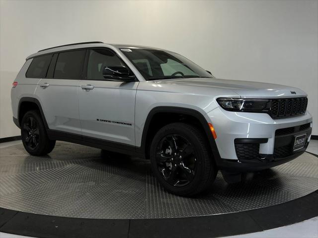 2024 Jeep Grand Cherokee GRAND CHEROKEE L ALTITUDE 4X4