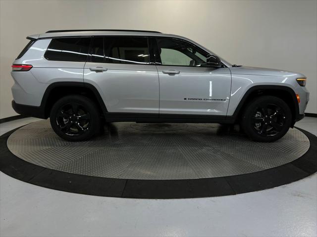 2024 Jeep Grand Cherokee GRAND CHEROKEE L ALTITUDE 4X4