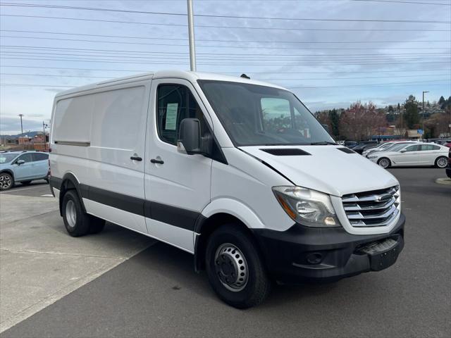 2017 Freightliner Sprinter Standard Roof V6