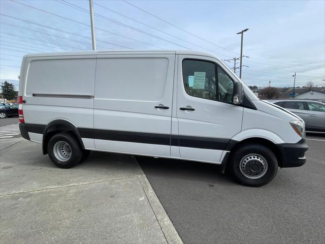 2017 Freightliner Sprinter Standard Roof V6