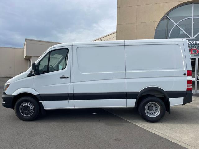 2017 Freightliner Sprinter Standard Roof V6