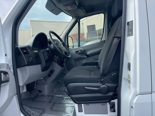 2017 Freightliner Sprinter Standard Roof V6