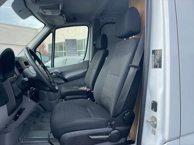 2017 Freightliner Sprinter Standard Roof V6