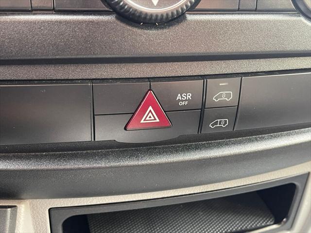 2017 Freightliner Sprinter Standard Roof V6