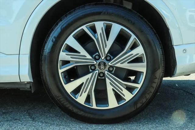 2023 Audi e-tron Premium Plus 40 RWD