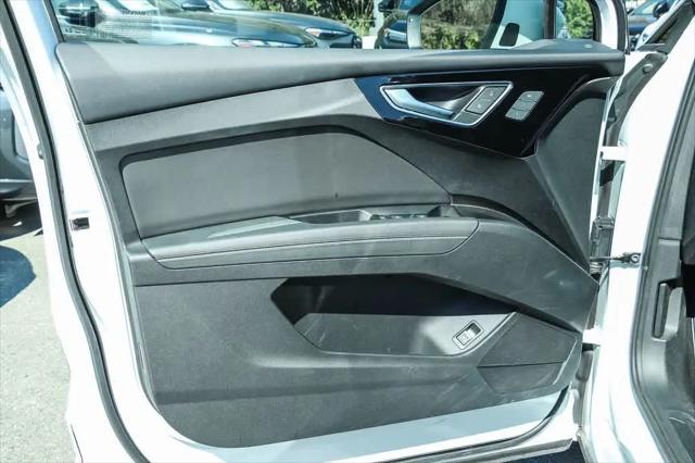 2023 Audi e-tron Premium Plus 40 RWD
