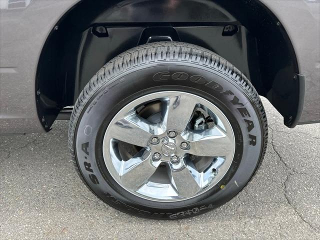 2024 RAM Ram 1500 Classic RAM 1500 CLASSIC TRADESMAN CREW CAB 4X4 57 BOX