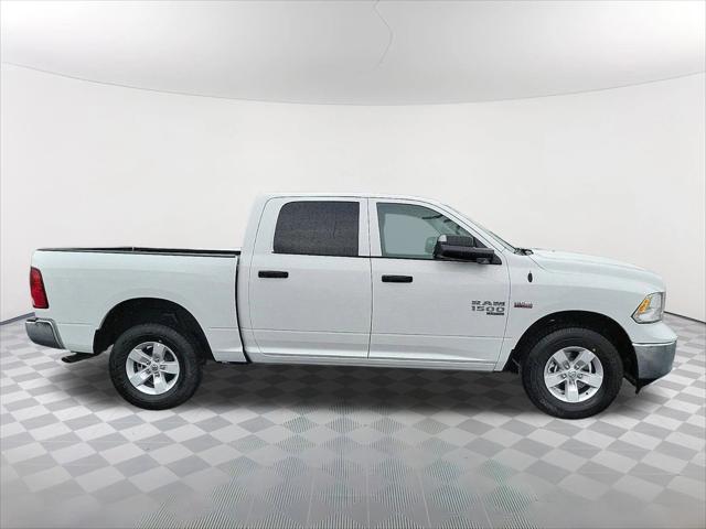 2024 RAM Ram 1500 Classic RAM 1500 CLASSIC TRADESMAN CREW CAB 4X4 57 BOX