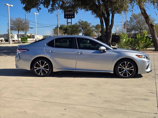 2020 Toyota Camry SE 2020 Toyota Camry SE