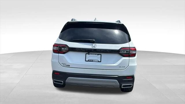 2023 Honda Pilot AWD Elite