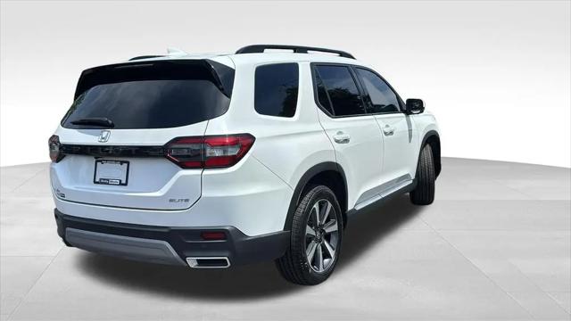 2023 Honda Pilot AWD Elite