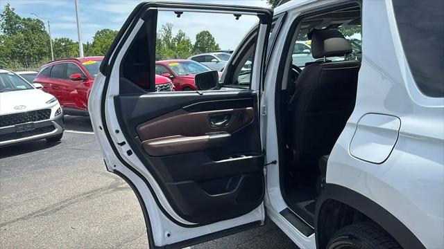 2023 Honda Pilot AWD Elite