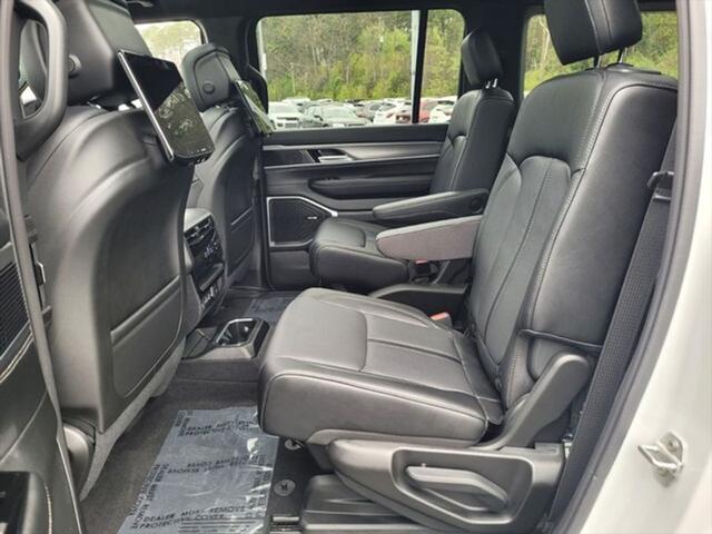 2024 Jeep Wagoneer Series II Carbide 4x4
