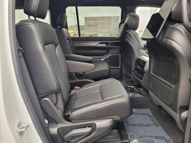 2024 Jeep Wagoneer Series II Carbide 4x4