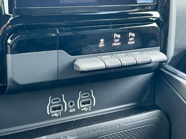 2025 RAM Ram 1500 RAM 1500 LARAMIE CREW CAB 4X4 57 BOX