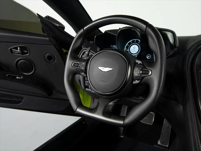 2022 Aston Martin DBS Superleggera