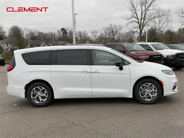 2024 Chrysler Pacifica PACIFICA LIMITED