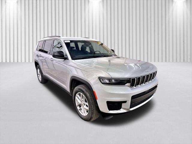 2024 Jeep Grand Cherokee GRAND CHEROKEE L LAREDO X 4X4