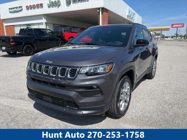 2024 Jeep Compass COMPASS LATITUDE LUX 4X4