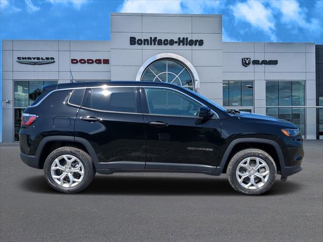 2024 Jeep Compass COMPASS SPORT 4X4