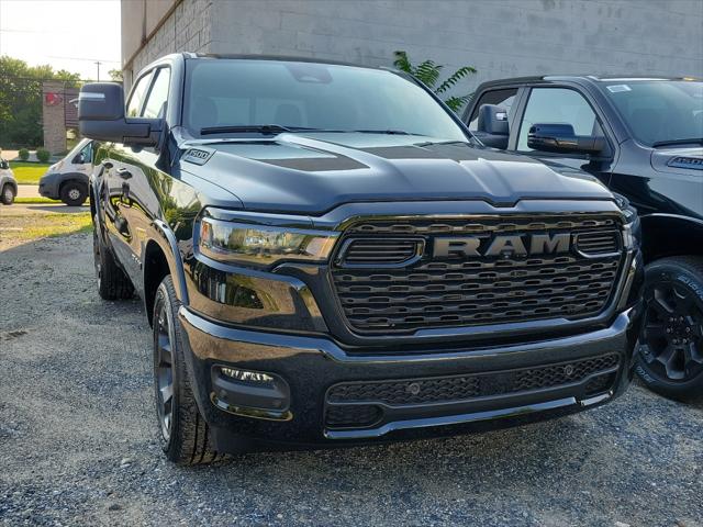 2025 RAM Ram 1500 RAM 1500 BIG HORN CREW CAB 4X4 57 BOX