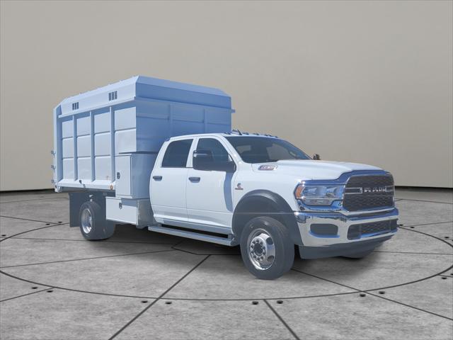 2024 RAM Ram 5500 Chassis Cab RAM 5500 TRADESMAN CHASSIS CREW CAB 4X4 84 CA 2024 RAM Ram 5500 Chassis Cab RAM 5500 TRADESMAN CHASSIS CREW CAB 4X4 84 CA