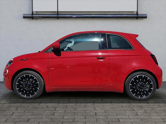 2024 Fiat FIAT 500e 500e INSPI(RED)