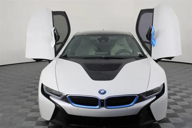 2015 BMW i8 Coupe