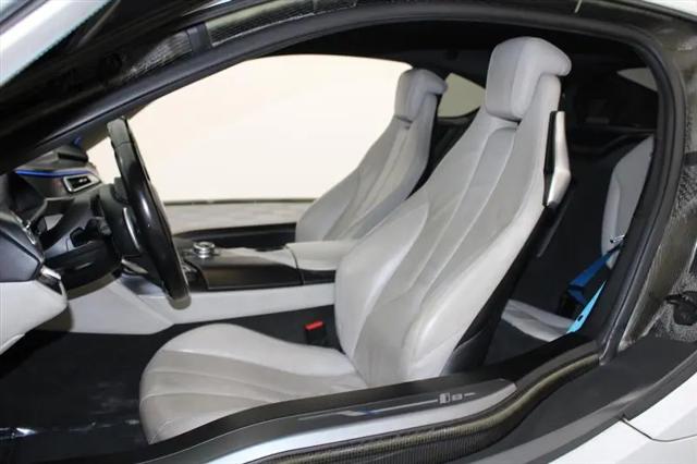 2015 BMW i8 Coupe