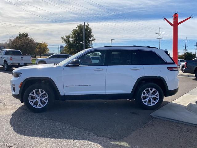 2022 Jeep Grand Cherokee Limited 4x4 2022 Jeep Grand Cherokee Limited 4x4