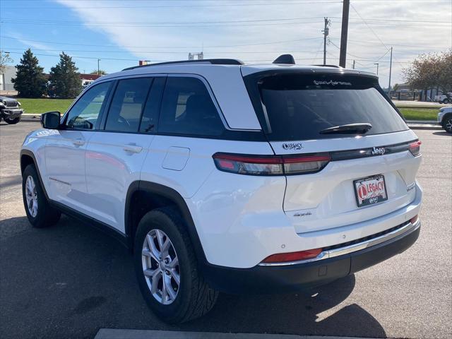 2022 Jeep Grand Cherokee Limited 4x4 2022 Jeep Grand Cherokee Limited 4x4