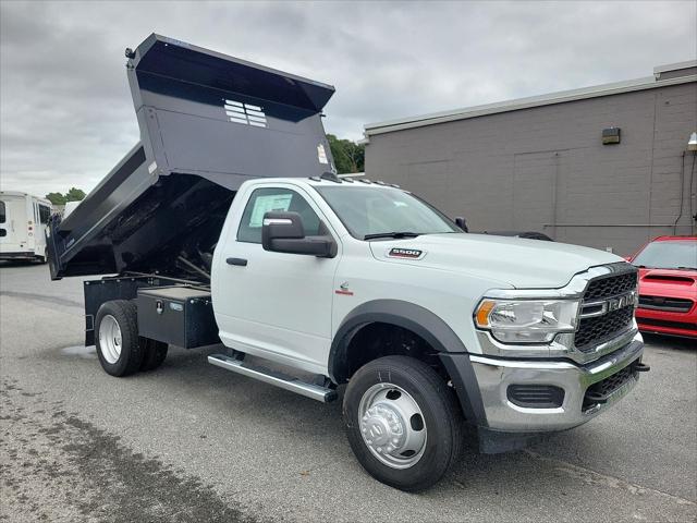 2024 RAM Ram 5500 Chassis Cab RAM 5500 TRADESMAN CHASSIS REGULAR CAB 4X4 60 CA