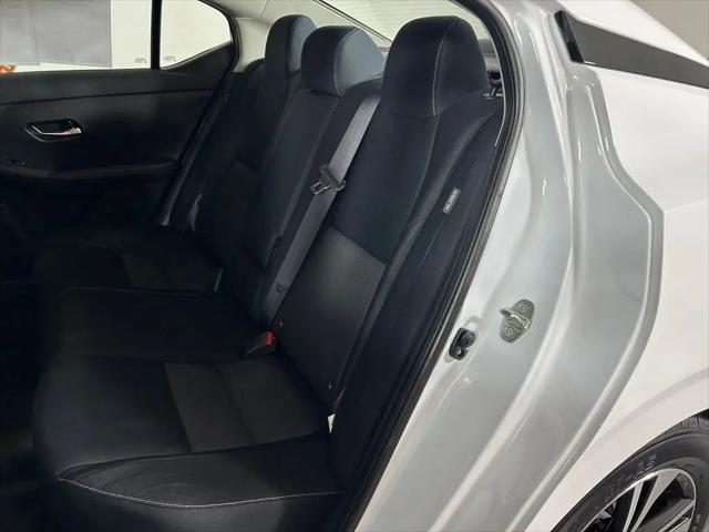 2021 Nissan Sentra SV Xtronic CVT