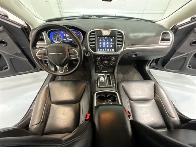 2017 Chrysler 300 Limited