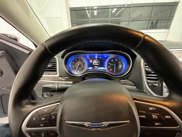 2017 Chrysler 300 Limited