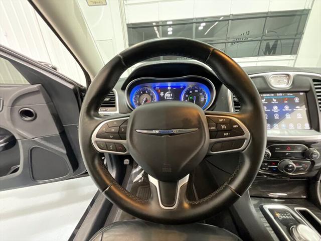 2017 Chrysler 300 Limited