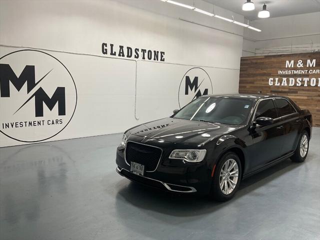 2017 Chrysler 300 Limited
