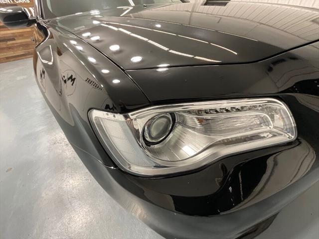2017 Chrysler 300 Limited