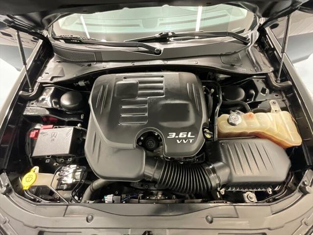 2017 Chrysler 300 Limited