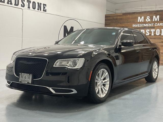 2017 Chrysler 300 Limited