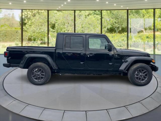 2024 Jeep Gladiator GLADIATOR SPORT S 4X4