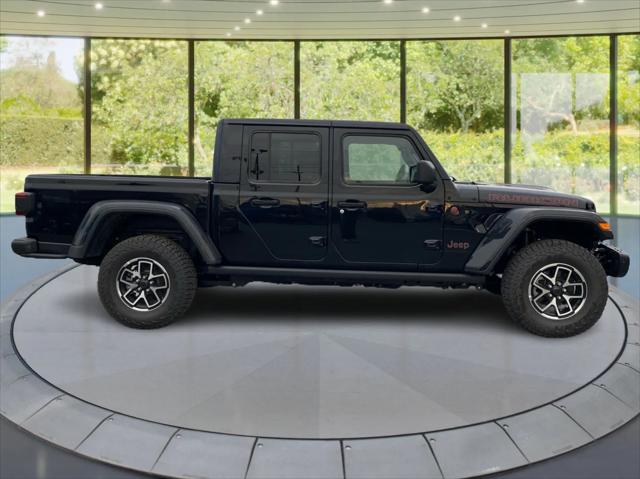 2024 Jeep Gladiator GLADIATOR RUBICON X 4X4