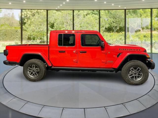 2024 Jeep Gladiator GLADIATOR MOJAVE X 4X4