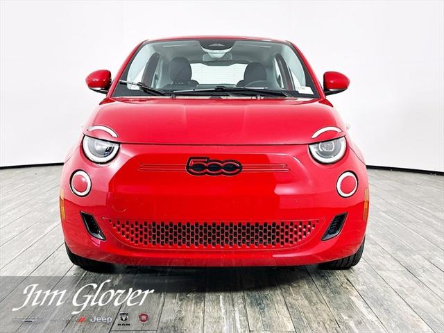2024 Fiat FIAT 500e 500e INSPI(RED)