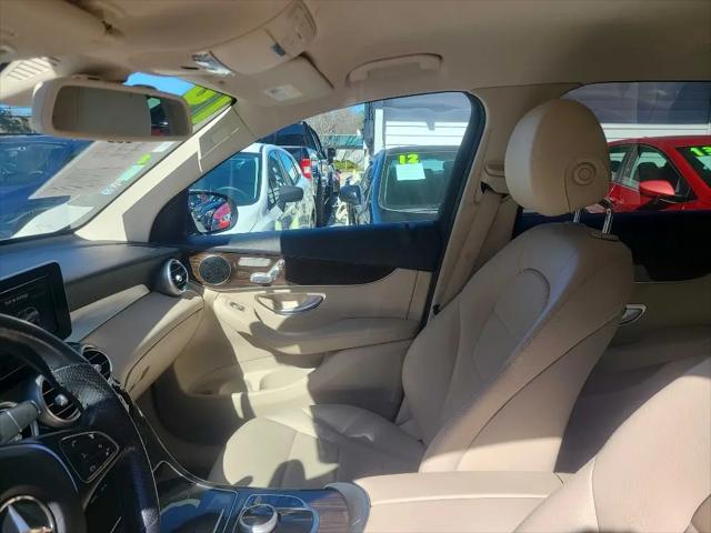 2019 Mercedes-Benz GLC GLC 300