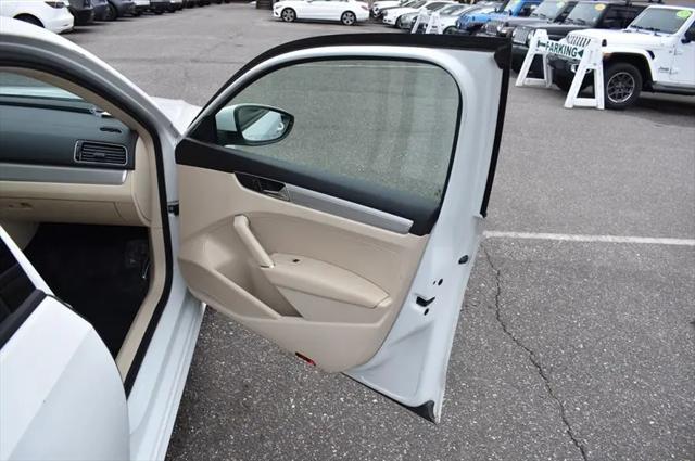 2018 Volkswagen Passat 2.0T S